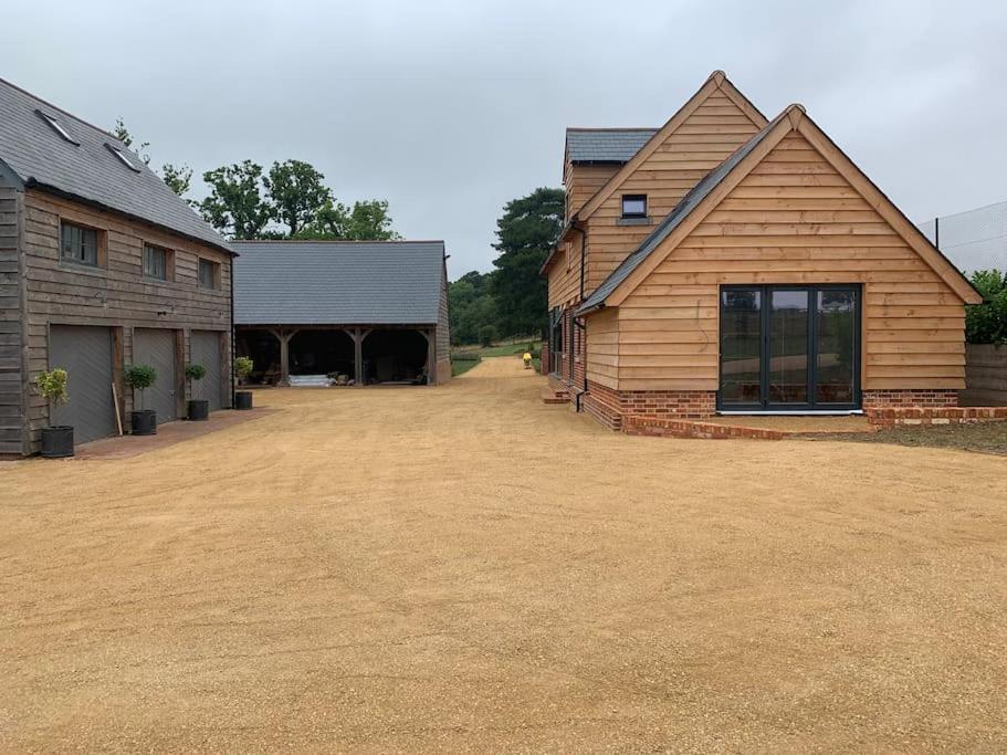 The Old Stables Villa Salisbury Exterior foto