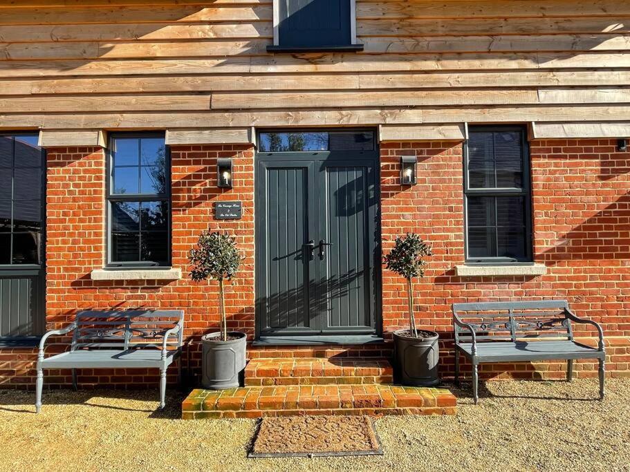 The Old Stables Villa Salisbury Exterior foto